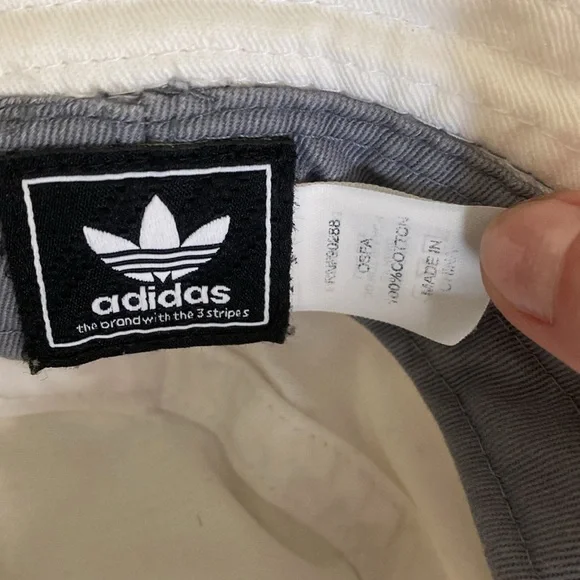 Adidas Unisex Originals Washed Bucket Hat White/Black - Picture 3 of 5